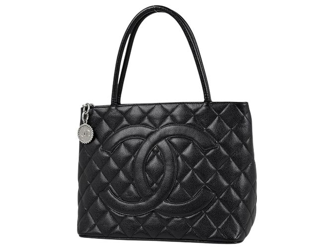 Borsa Tote Chanel Reissue in Nero