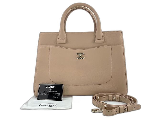 Sac à main Chanel Executive en rose
