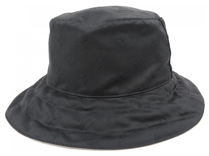 Louis Vuitton Bonnet Monogram Appearing Hat Schwarz
