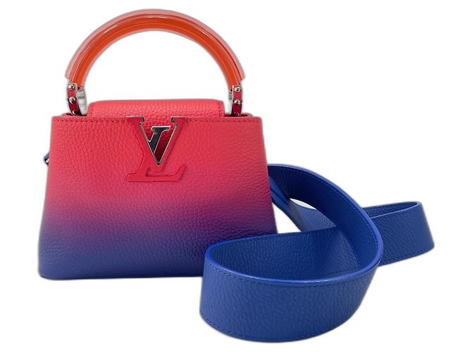 Sac à main Louis Vuitton Capucines Rouge