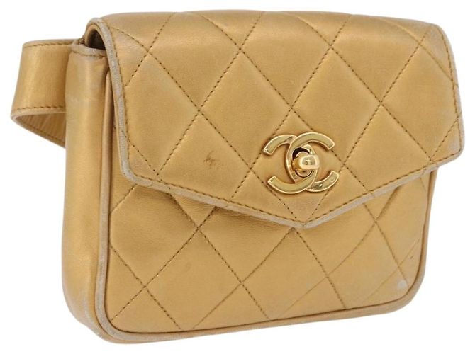 Sac ceinture CHANEL Matelasse en agneau Gold CC Auth 198737 Doré