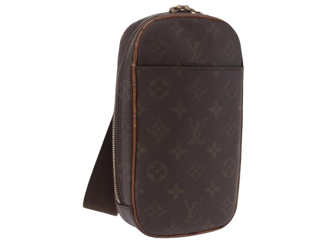 LOUIS VUITTON Monogram Pochette Gange Shoulder Bag M51870 LV Auth BA14902 Monograma