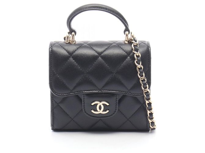 Timeless Chanel Mini Matelassé Chain Clutch Nero