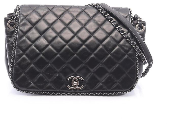Timeless Borsa a tracolla Chanel Matelassé con catena Nero