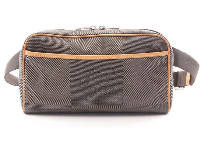 Borsa a vita Louis Vuitton Acrobat Cachi