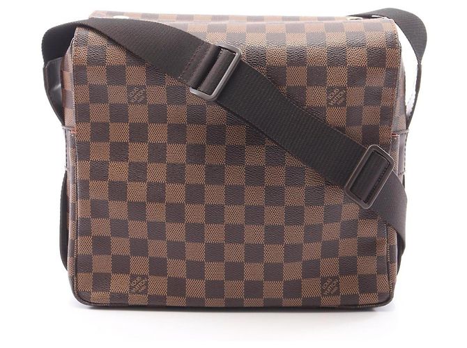 Bolsa de Ombro Louis Vuitton Naviglio Damier Ebene Marrom