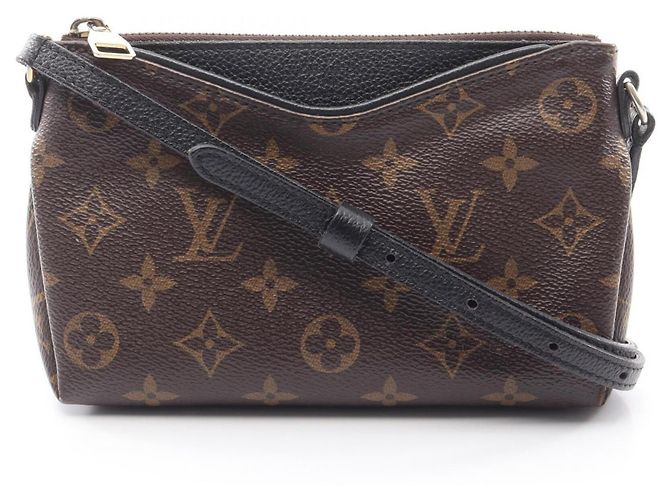 Clutch Louis Vuitton Pallas Monogram Marrom Preto