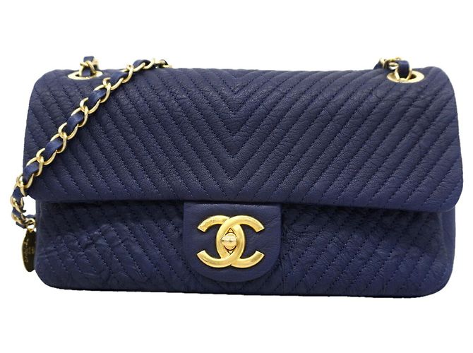 Timeless Borsa a tracolla Chanel in pelle blu navy