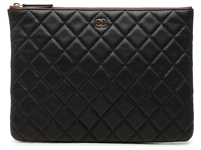 Clutch Chanel Black Medium Quilted Caviar O Case Nero