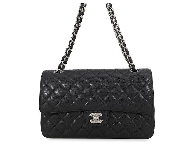 Bolsa de Ombro Chanel Matelassé com Corrente Preto