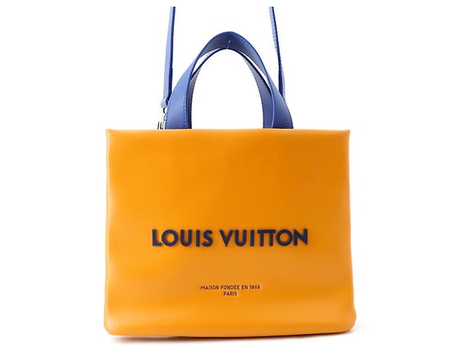 Saco Tote Louis Vuitton em couro Saffron Dourado