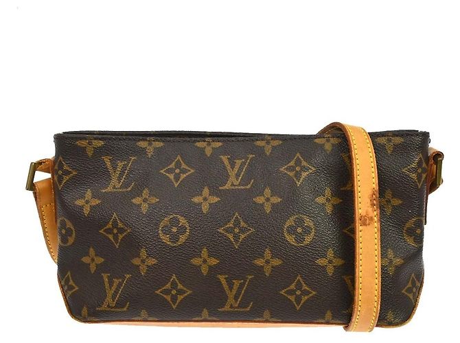 Louis Vuitton Trotteur Monogram Canvas Marrone