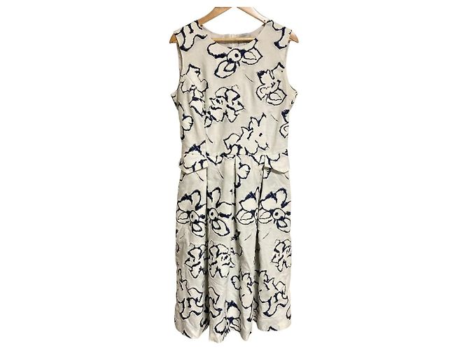 Autre Marque NEMIKA Besticktes Kleid Weiß Aus weiß Marineblau