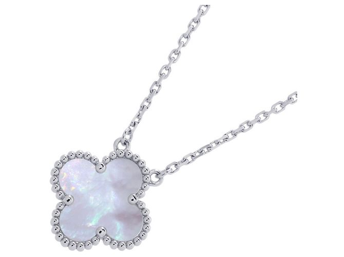 Collar Van Cleef & Arpels Alhambra de madreperla