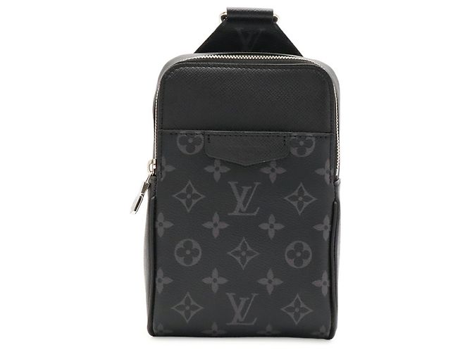 Bolsa Sling Louis Vuitton Taigarama Monogram Eclipse Preto Monograma