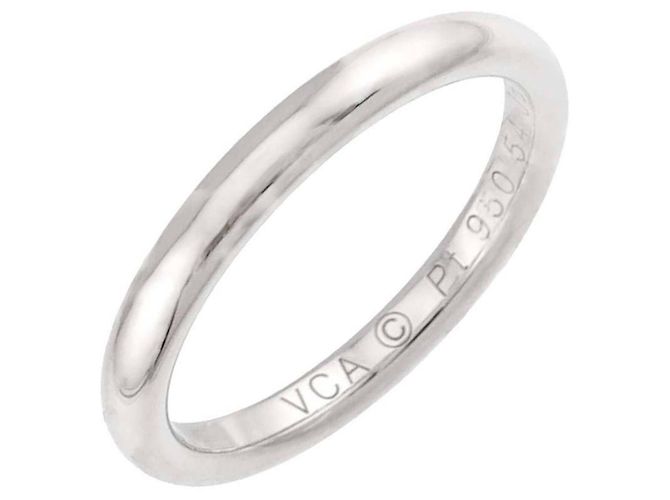 Van Cleef & Arpels Tendrement Platinring
