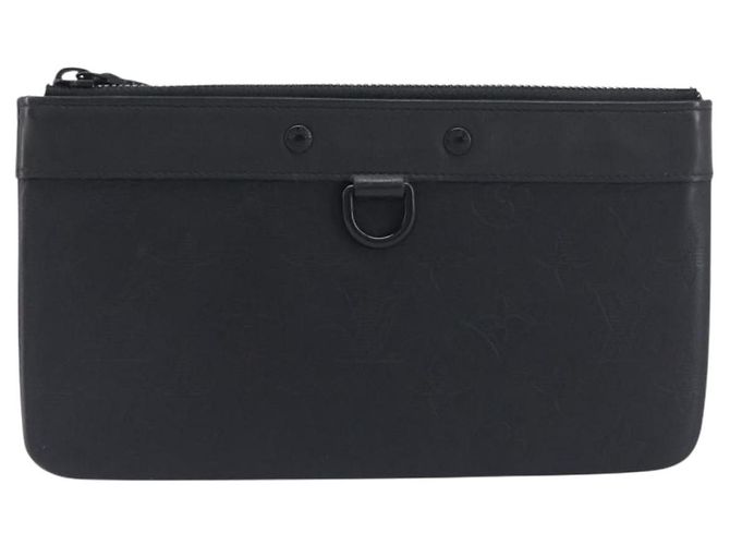 Louis Vuitton Discovery Pochette Monogram Shadow Leather PM Nero