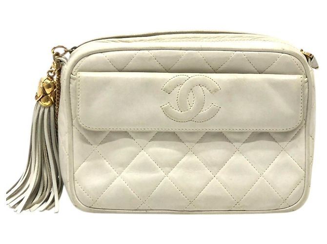 Bolsa CHANEL Matelassé Coco Mark Branco