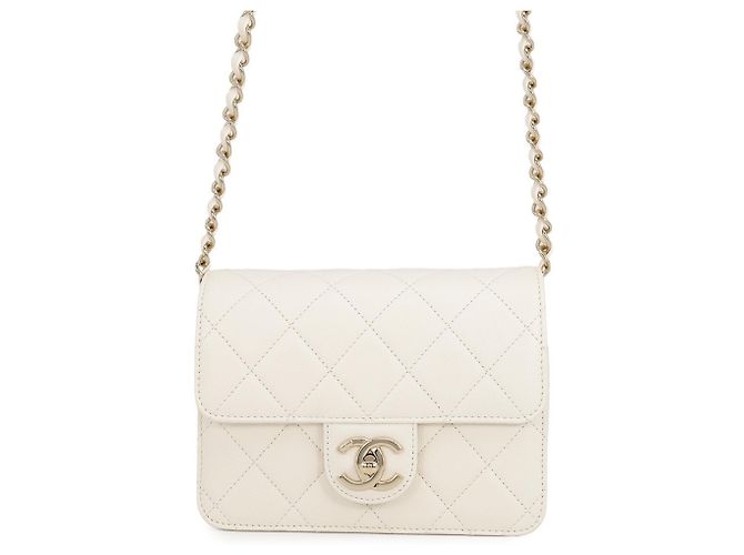 Chanel Matelassé White Handtasche Weiß