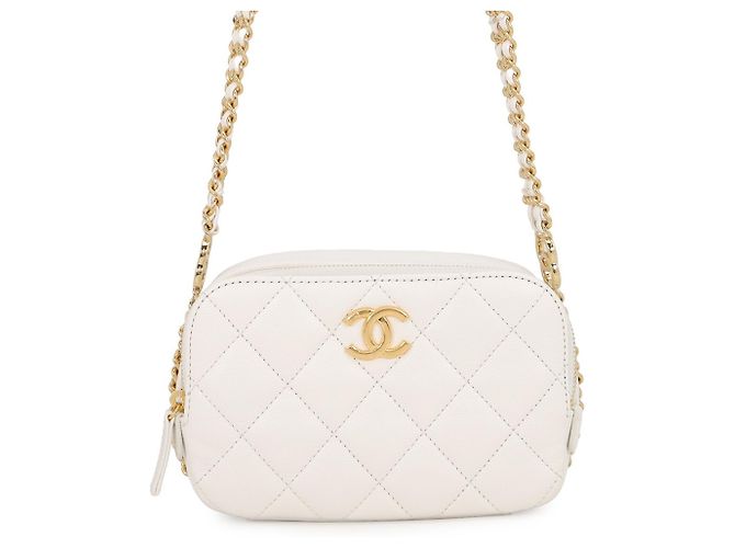 Borsa a tracolla Chanel Matelassé White Bianco