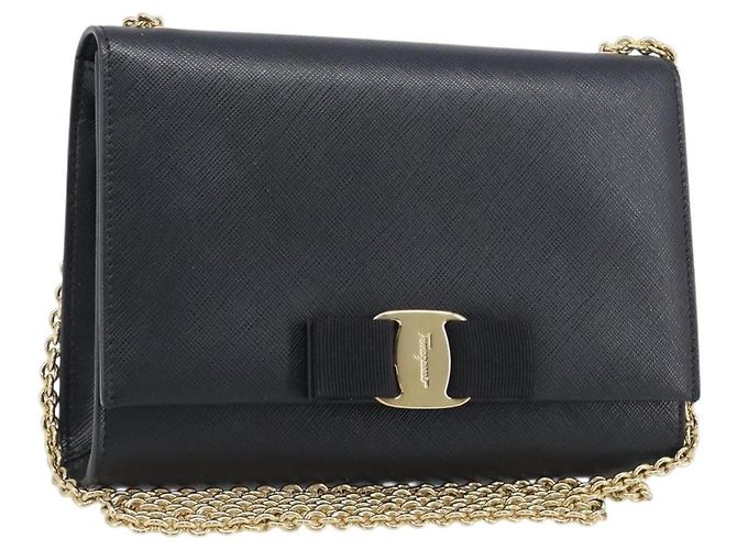 Salvatore Ferragamo Vala Chain Schultertasche aus Leder Schwarz Gold Auth 199639V Golden