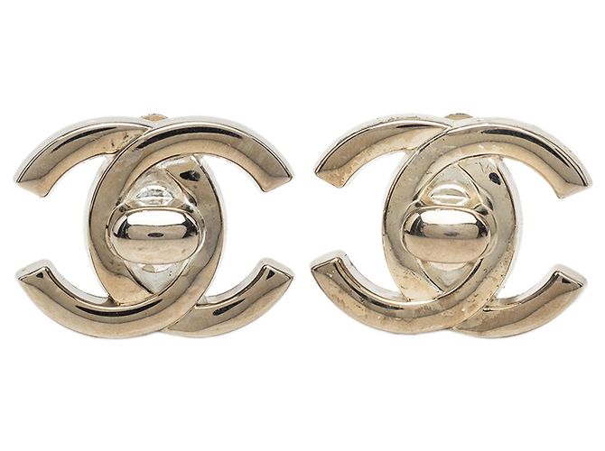 Orecchini a clip Chanel CC in argento e ottone