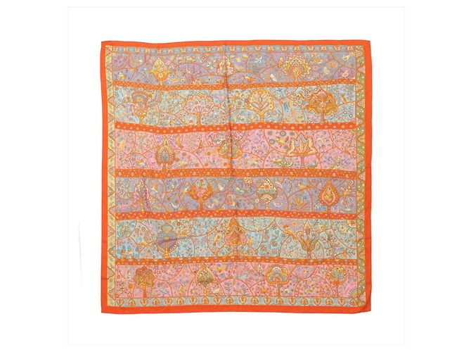 Hermès Carré Géant "Au Pays des Oiseaux Fleurs" Lenço de seda em Orange Laranja