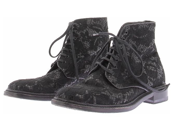 Saint Laurent Stivaletti neri con lacci Nero