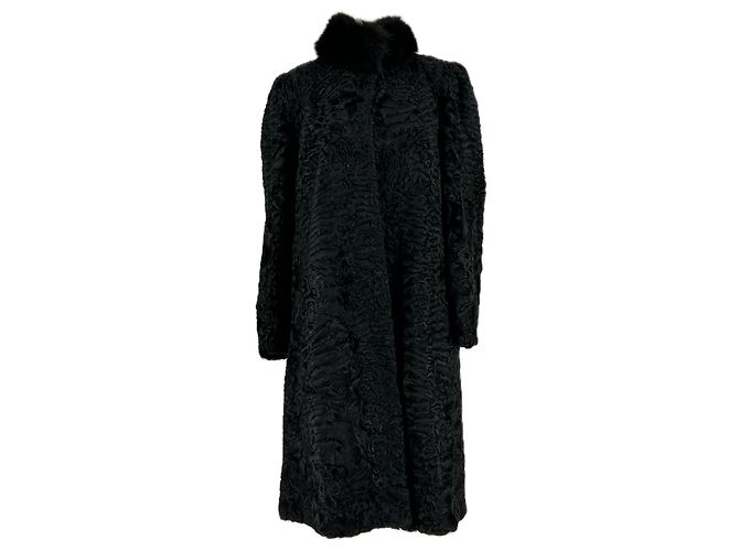 Autre Marque Black Two Tone Fur Jacket
