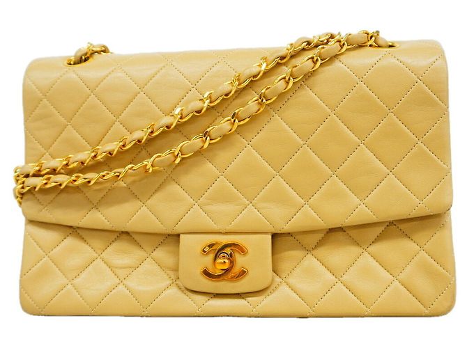 Bolsa de Ombro Chanel Matelassé Bege