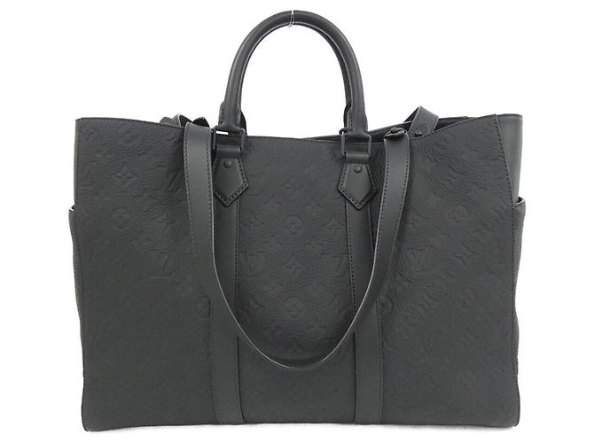 Sac à main Louis Vuitton Taurillon Monogram Sac Plat 24H Noir