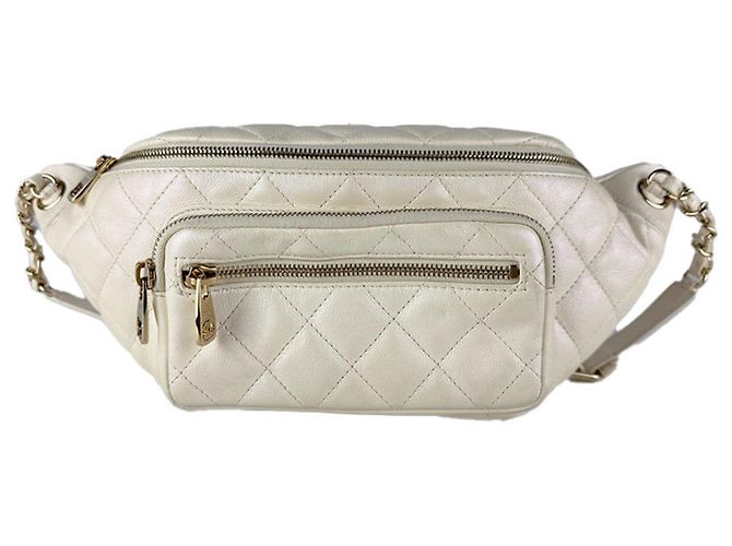 Bolsa de cintura/Bolsa de ombro Chanel em couro marfim Cru