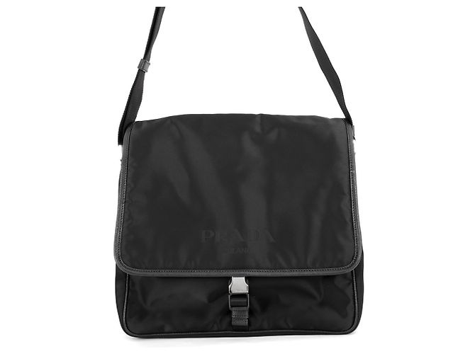 Borsa a tracolla Prada in nylon nero