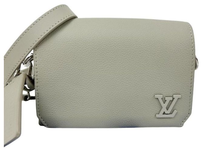 Borsa a tracolla Louis Vuitton Aerogram Fastline Verde