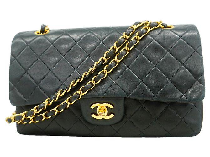 Borsa a tracolla Chanel Matelassé Nero