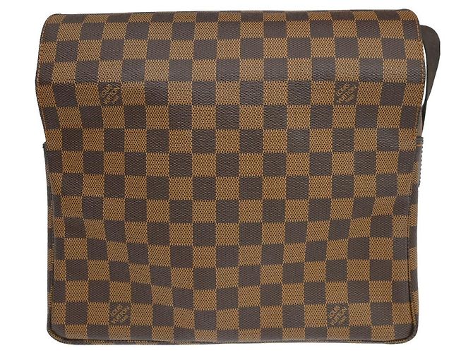 Louis Vuitton Naviglio Damier Marrom