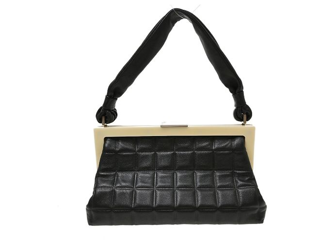 Chanel Chocolate Bar Frame Quilted Lambskin Small Nero