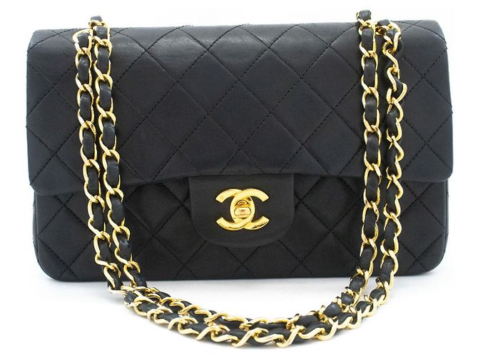 Chanel Classic Flap Lambskin Small Nero
