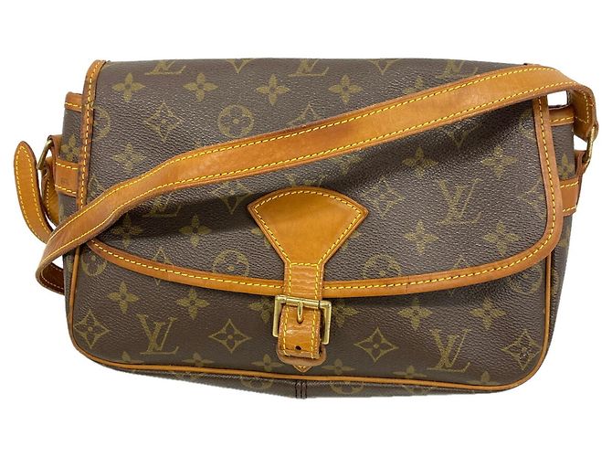 Bolso de hombro Louis Vuitton Monogram Sologne Castaño