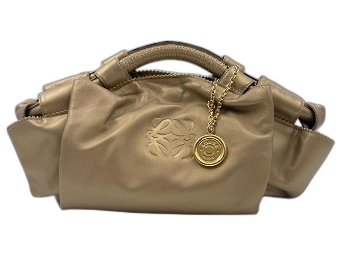 Borsa Loewe Nappa Aire in Gold D'oro