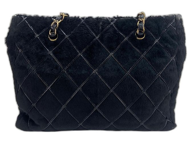 Timeless Borsa Tote CHANEL Matelassé in nero