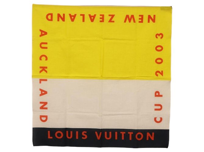 LOUIS VUITTON LV Cup Lenço de algodão amarelo LV Auth 198783A