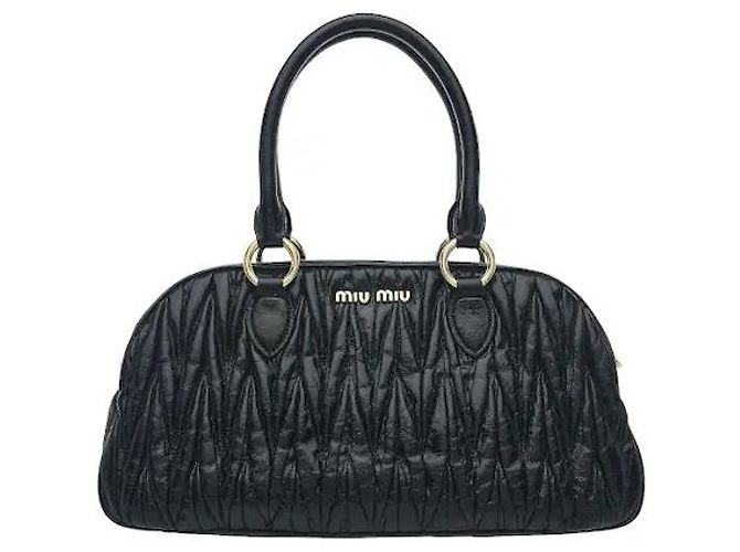Made using Miu Miu's iconic, sophisticated Matelasse technique, this delivers both a three-dimensional texture and an elegant atmosphere. The soft leather material develops natural charm with use, Black