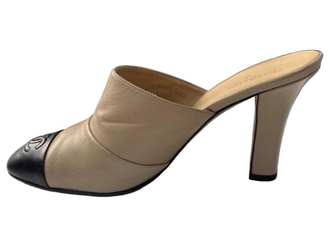 Chanel Beige & Black Leather Mules Size 40 Pre-owned