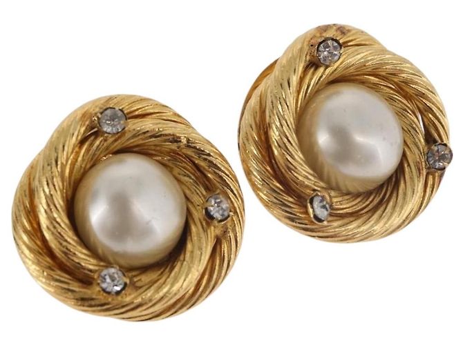 CHANEL Perlenohrringe Metall Gold Weiß CC