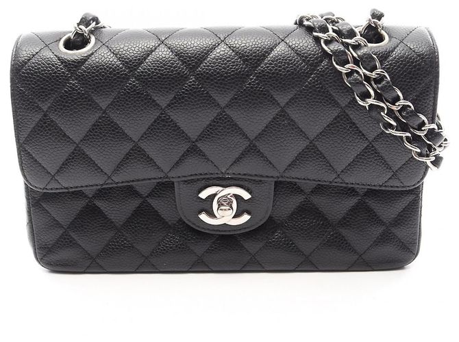 Borsa a tracolla Chanel Matelassé Double Flap Nero