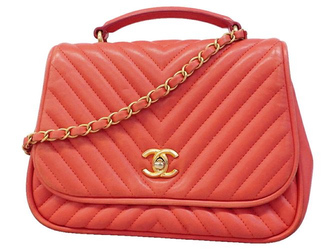 Borsa a mano Chanel in pelle d'agnello rosa
