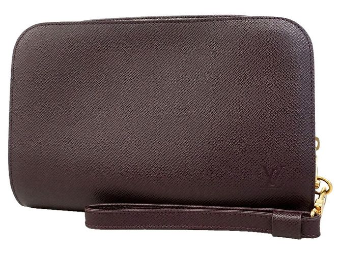 Pochette Louis Vuitton Taiga Baikal Marron