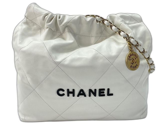 CHANEL Borsa a tracolla Chanel 22 Bianco