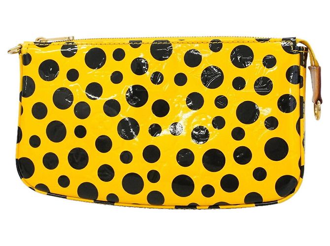 Louis Vuitton Vernis Infinity Dot Pochette Accessoires Gelb